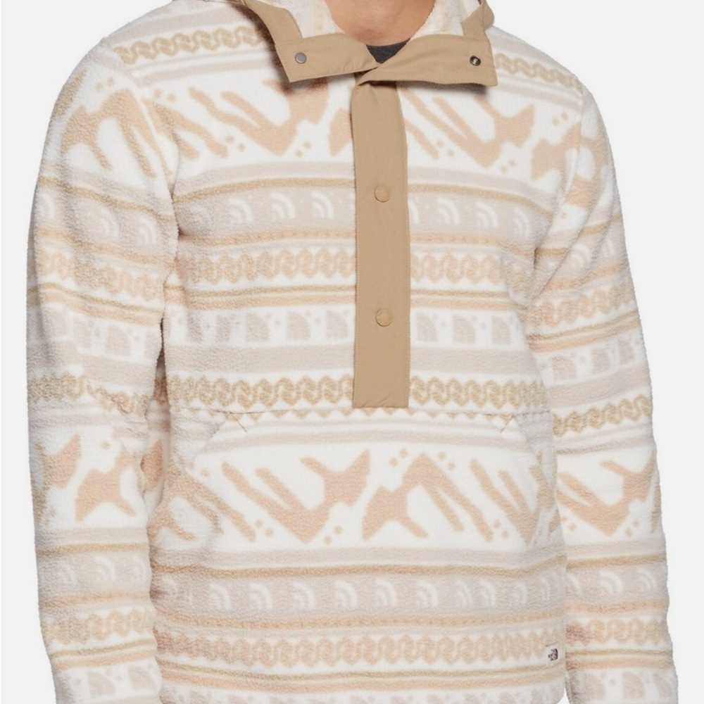 The North Face Men's Tan and White Patterned Sweater